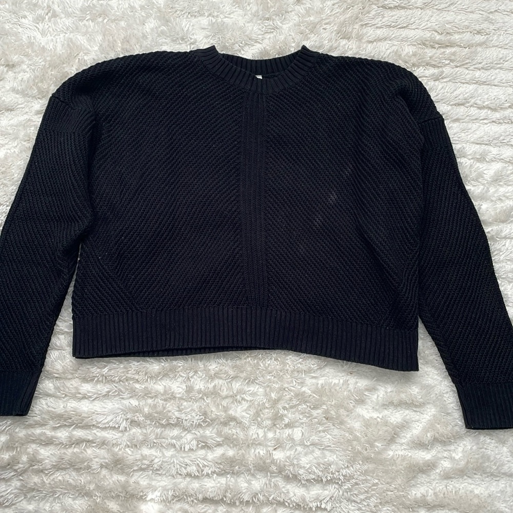 Lululemon Knit Sweater